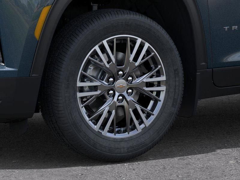 New 2026 Chevrolet Traverse LT w/ Driver Confidence Package AWD/4WD image 9
