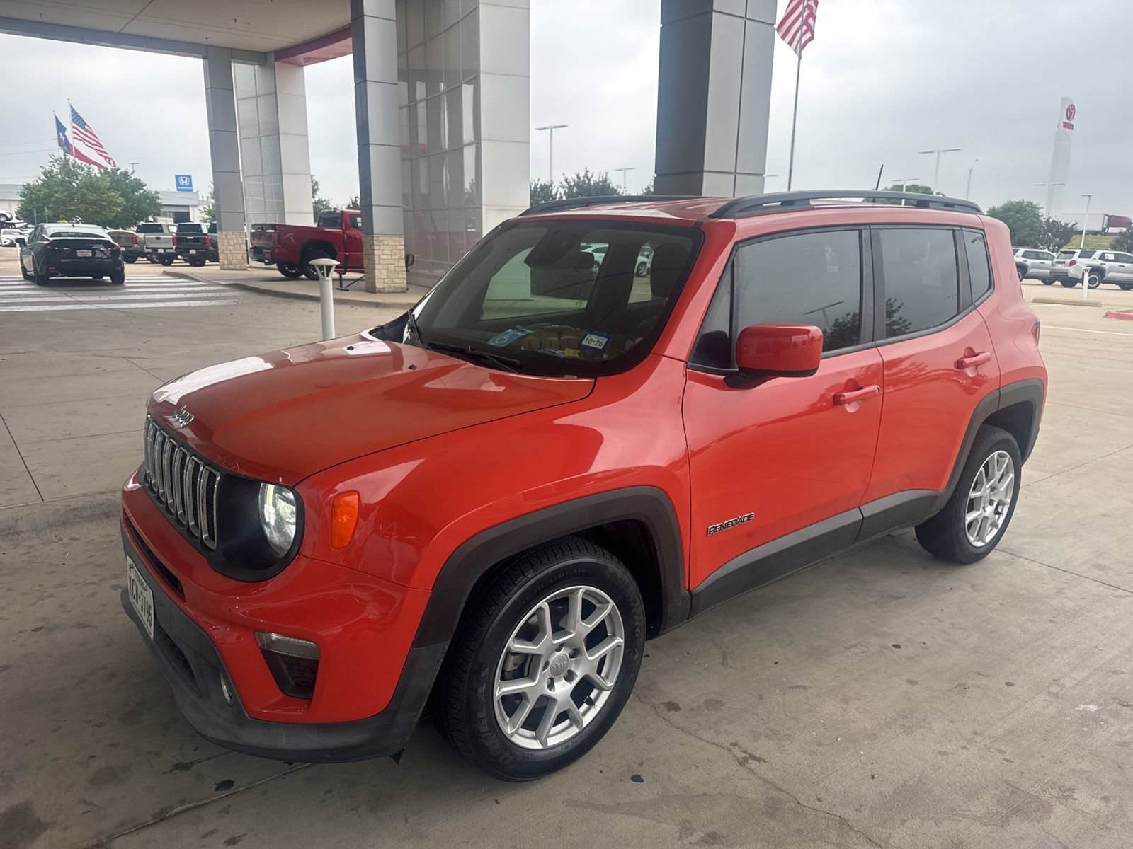 Used 2020 Jeep Renegade Latitude w/ LED Lighting Group FWD image 1