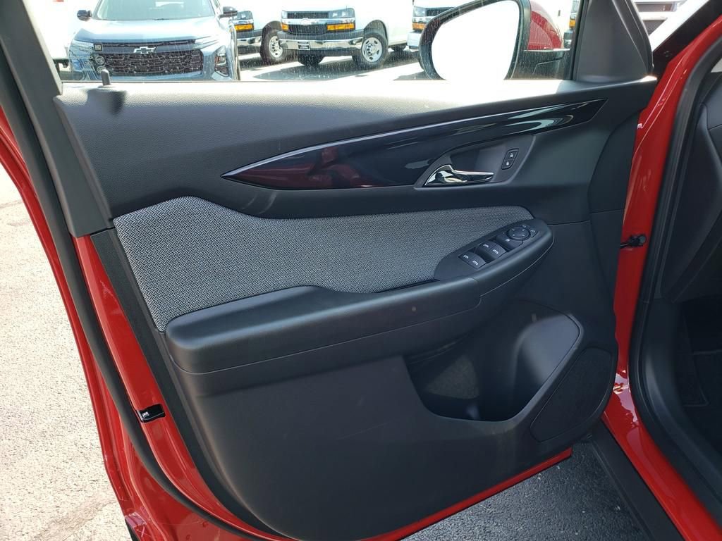 New 2026 Chevrolet TrailBlazer LT image 9