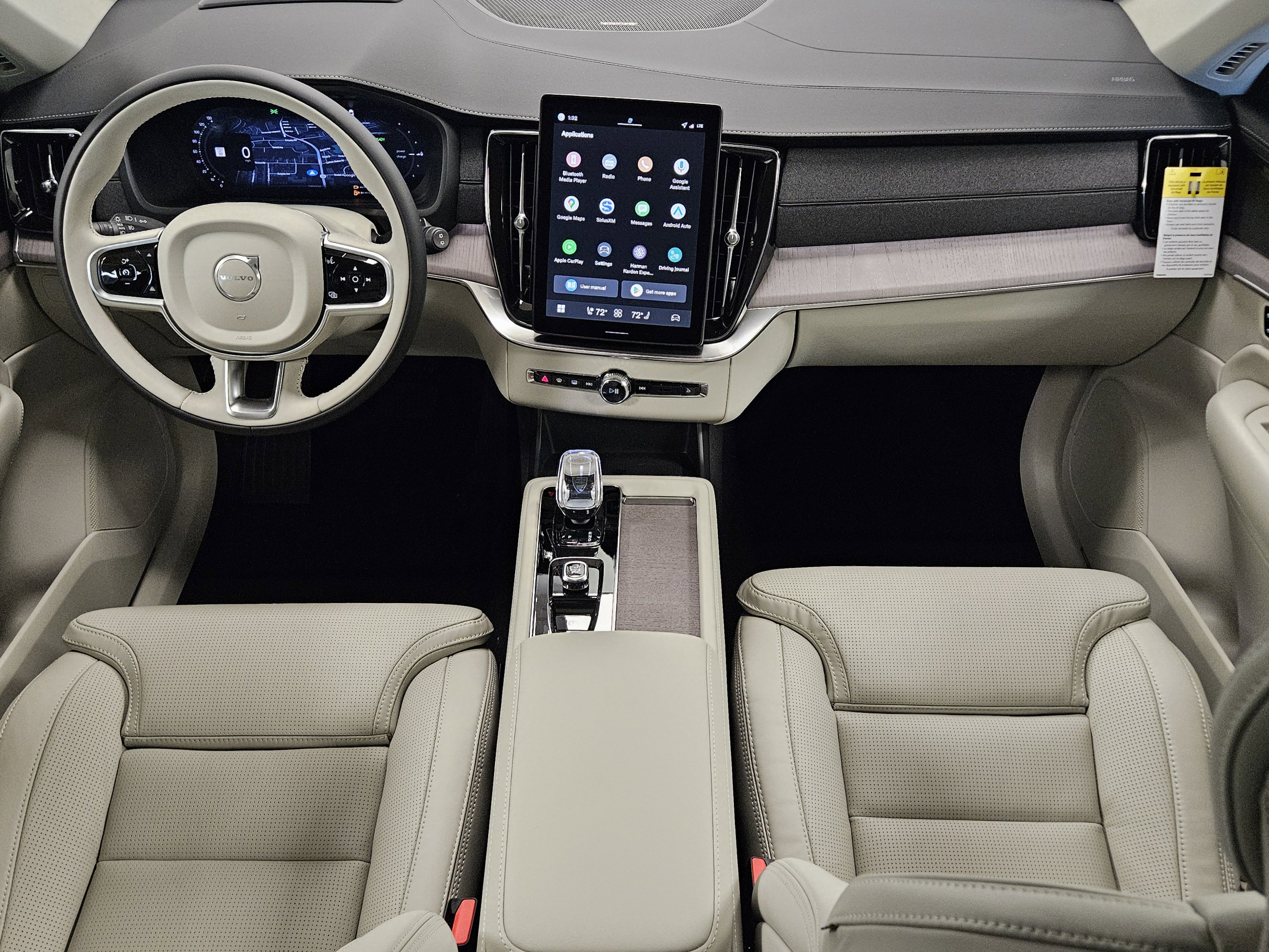 New 2026 Volvo XC90 T8 Ultra w/ Protection Package Premier image 15