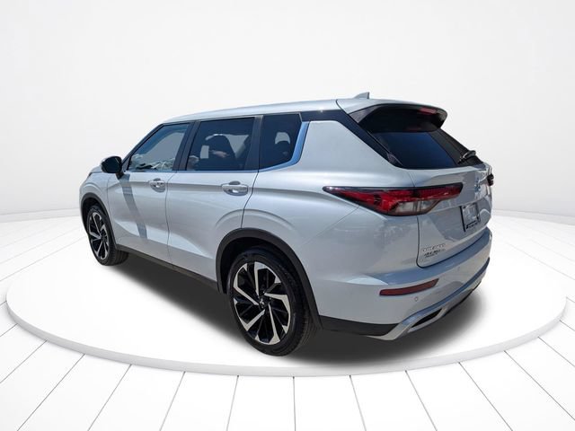 Used 2024 Mitsubishi Outlander SE FWD image 6