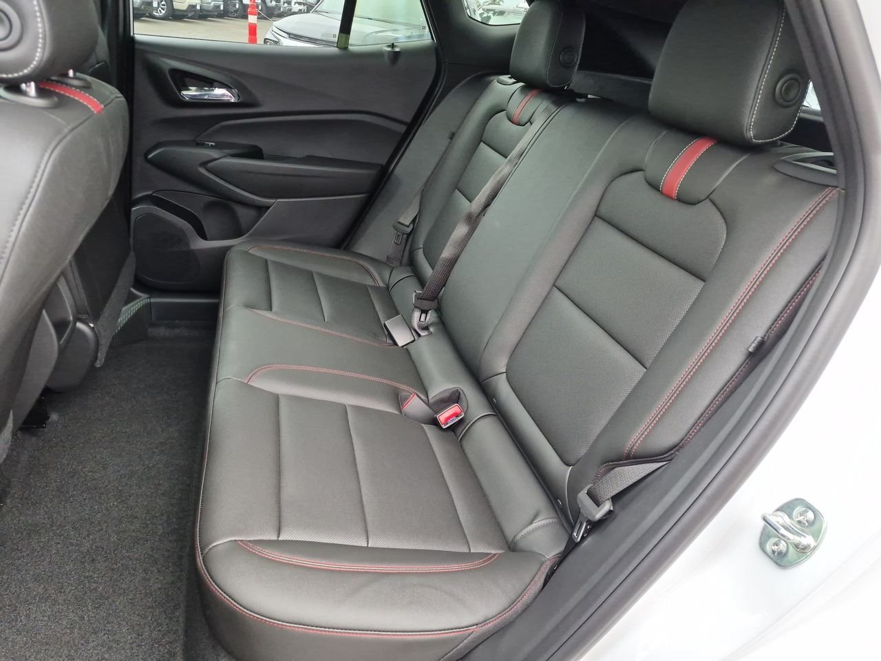 New 2026 Chevrolet Trax RS w/ Sunroof Package FWD image 26