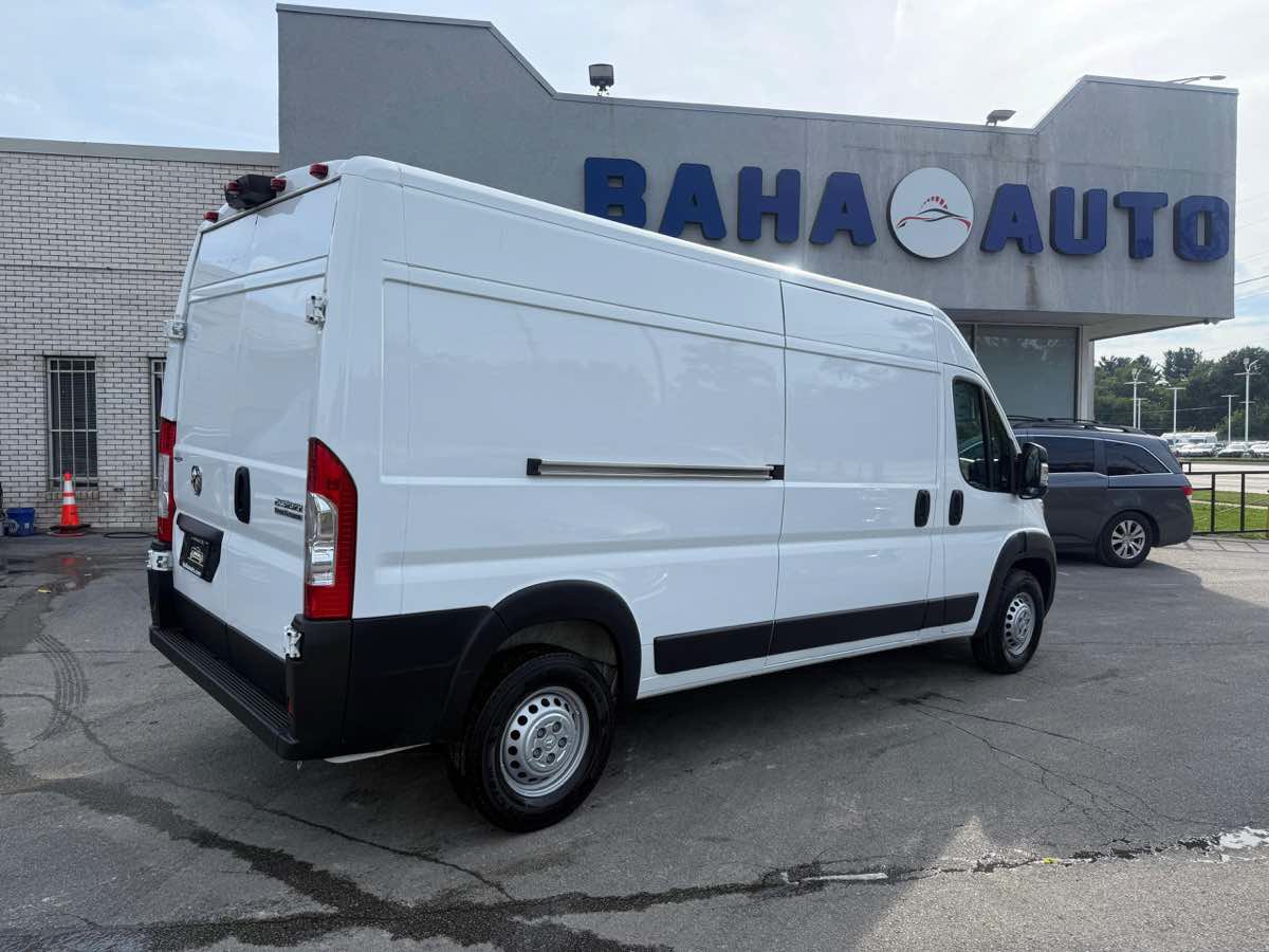 Used 2025 RAM ProMaster 2500 w/ Convenience Group FWD image 6