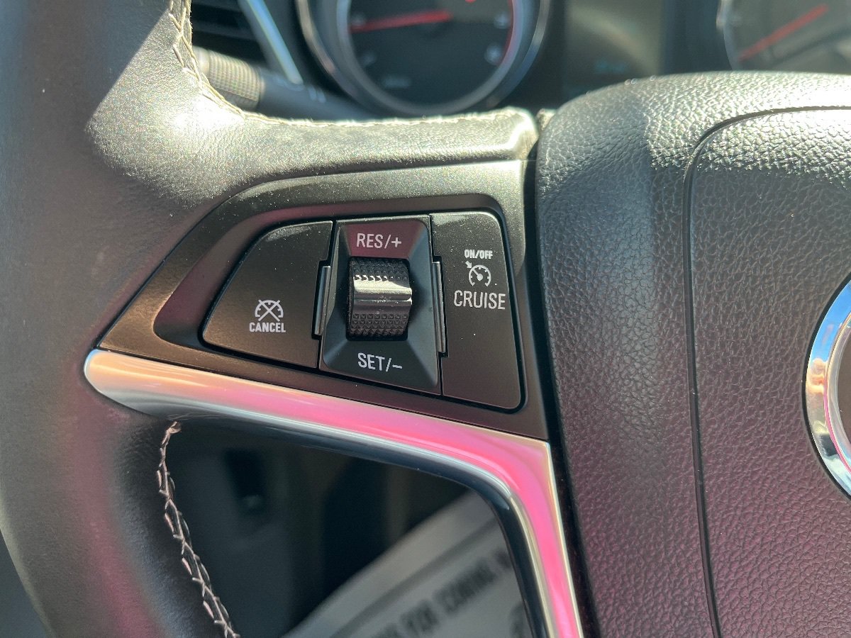 Used 2015 Buick Encore FWD image 18