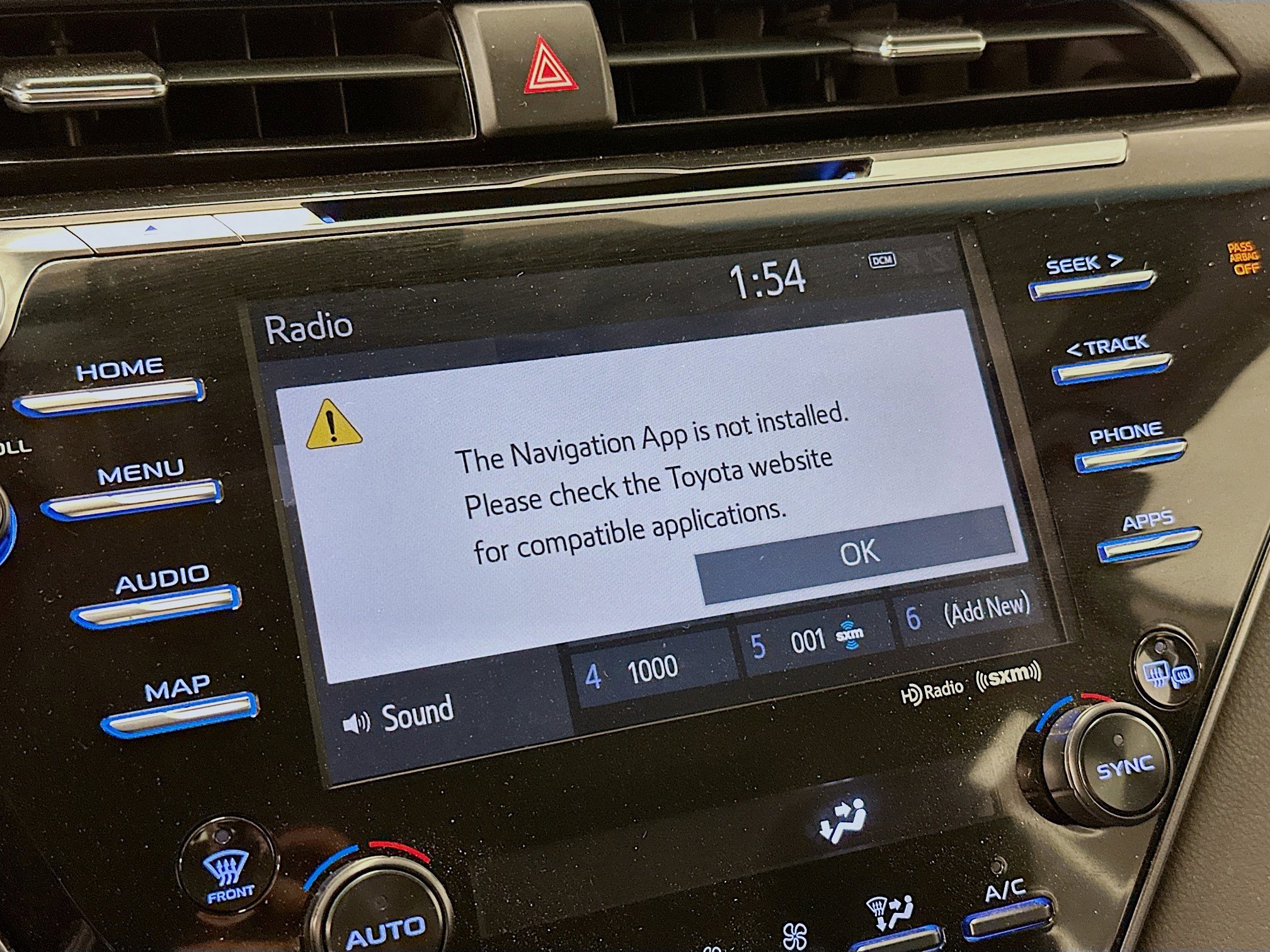 Used 2019 Toyota Camry XSE FWD image 22