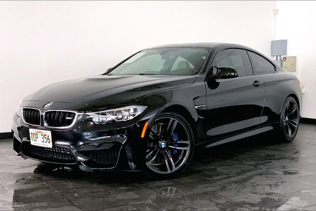 Used 2018 BMW M4 Coupe image 1