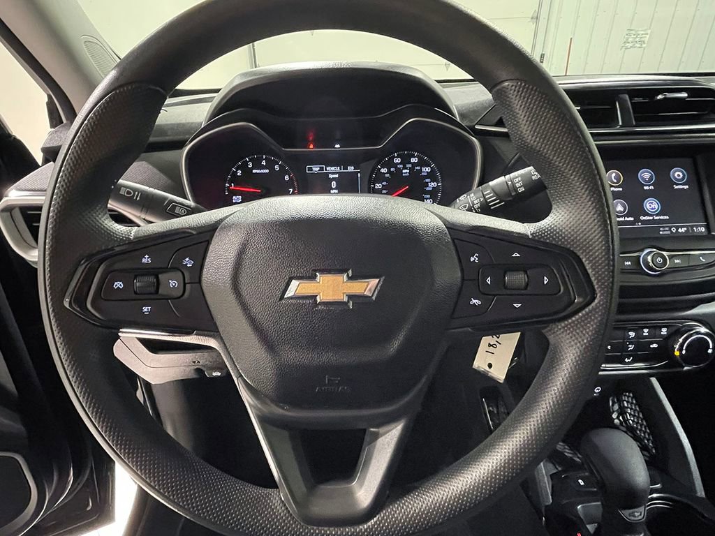 Used 2023 Chevrolet TrailBlazer LS FWD image 29