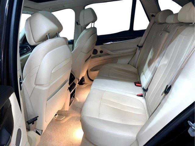Used 2015 BMW X5 xDrive50i AWD/4WD image 34