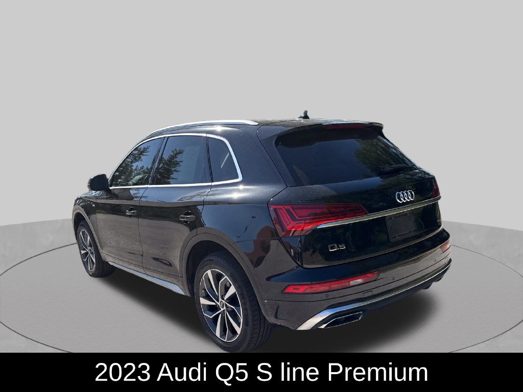 Used 2023 Audi Q5 2.0T Premium w/ Convenience Package AWD/4WD image 3