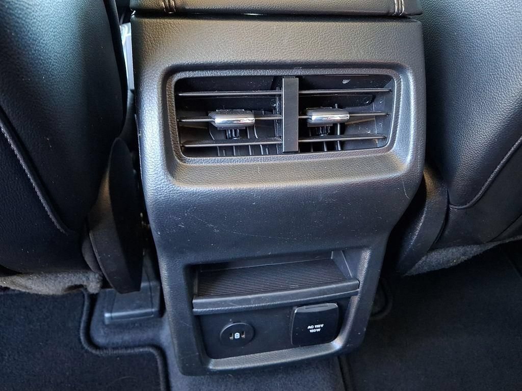 Used 2024 Ford Edge Titanium AWD/4WD image 13