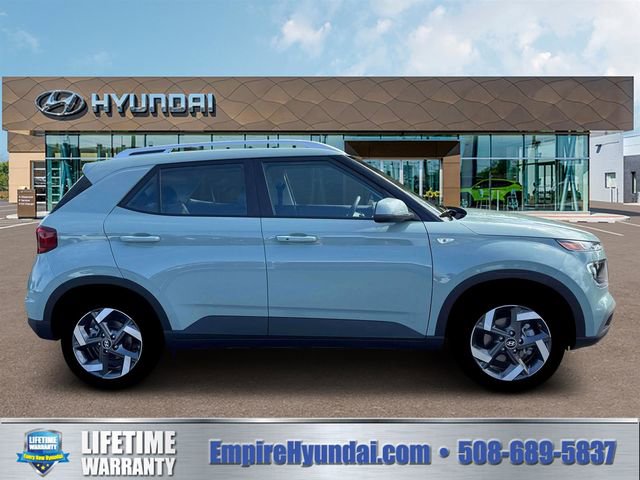 New 2026 Hyundai Venue SEL FWD image 9