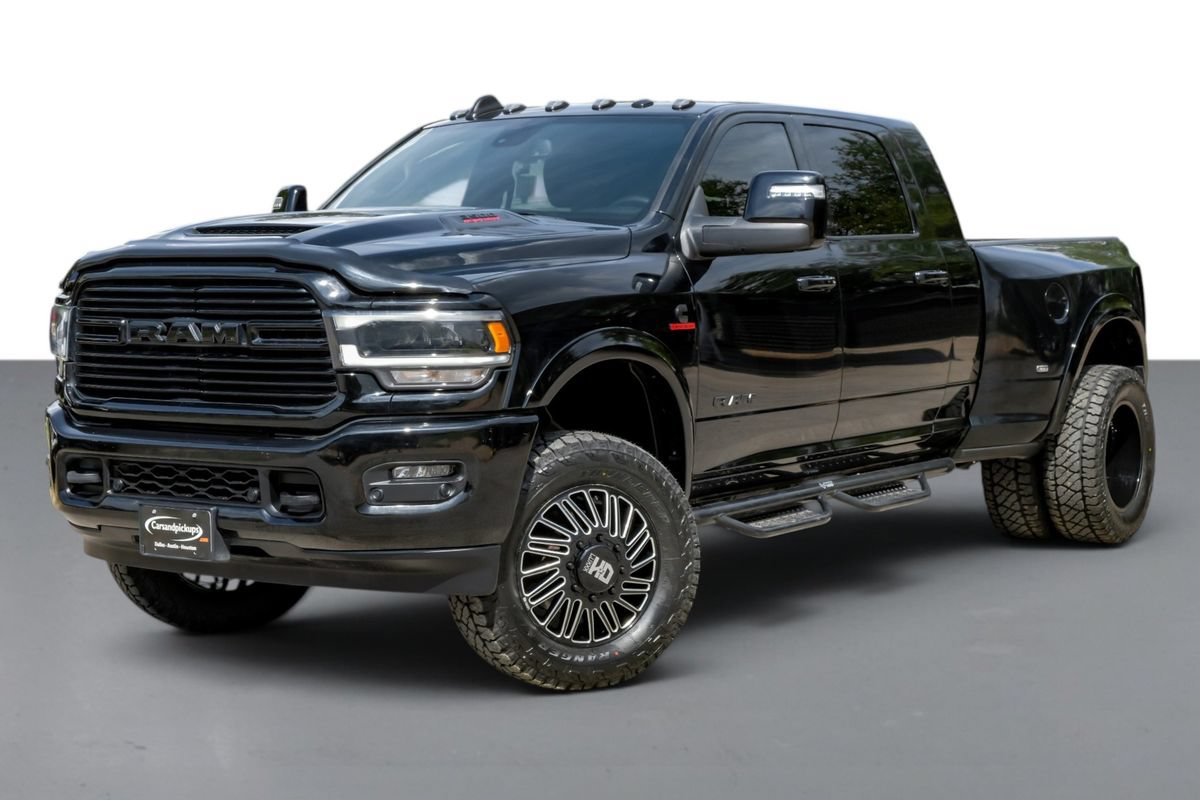 Used 2024 RAM 3500 Laramie w/ Night Edition AWD/4WD image 5