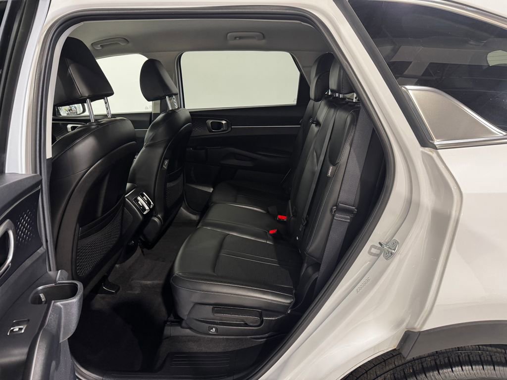 Used 2025 Kia Sorento S FWD image 20