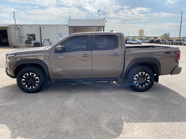 Used 2024 Nissan Frontier PRO-4X w/ Technology Package AWD/4WD image 3