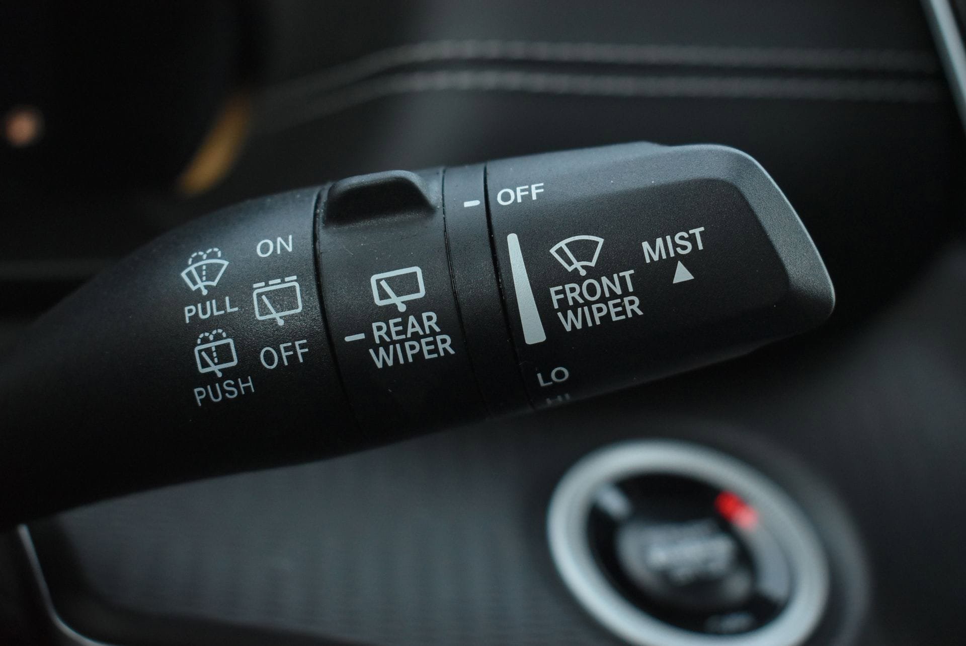 Used 2024 Jeep Grand Cherokee Altitude AWD/4WD image 24