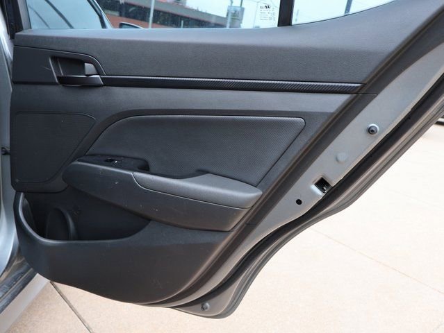 Used 2018 Hyundai Elantra Sport w/ Sport Premium Package 03 FWD image 13