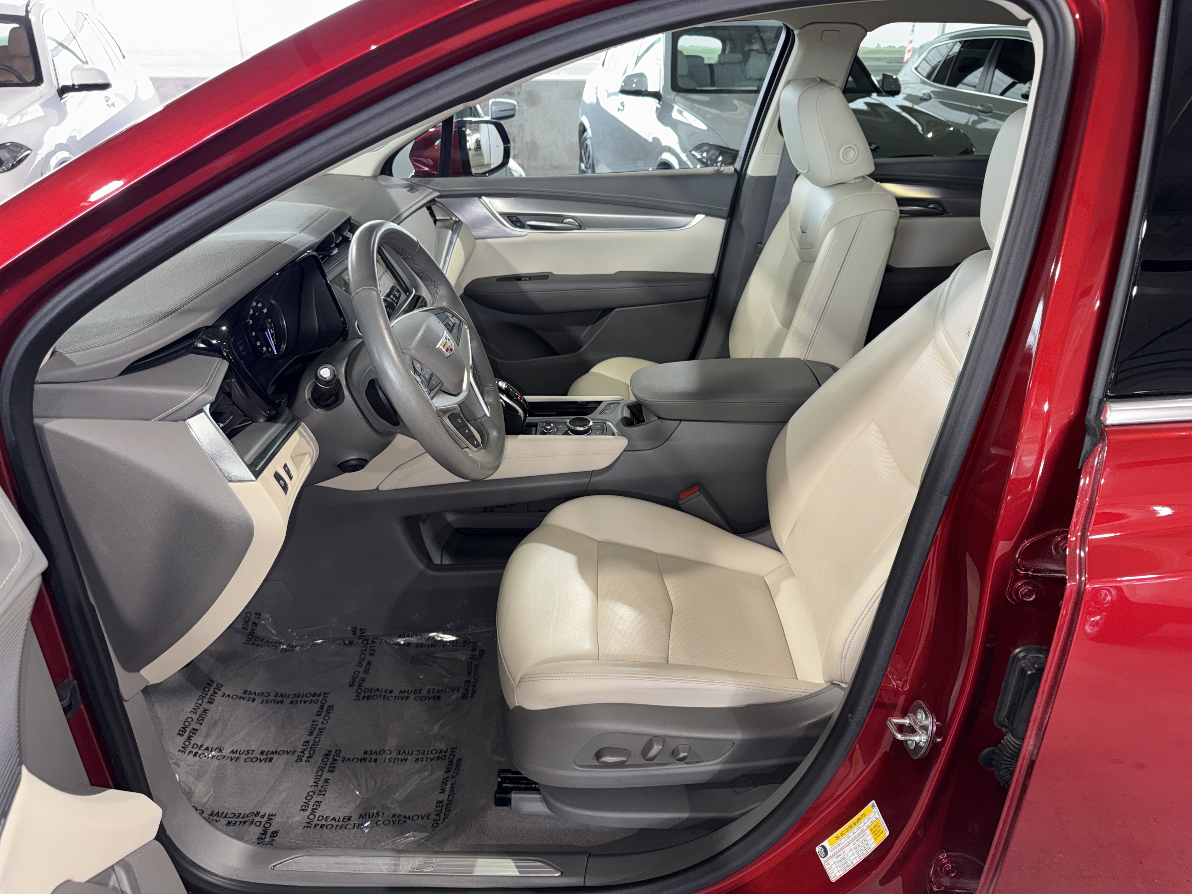 Used 2024 Cadillac XT5 Premium Luxury FWD image 19