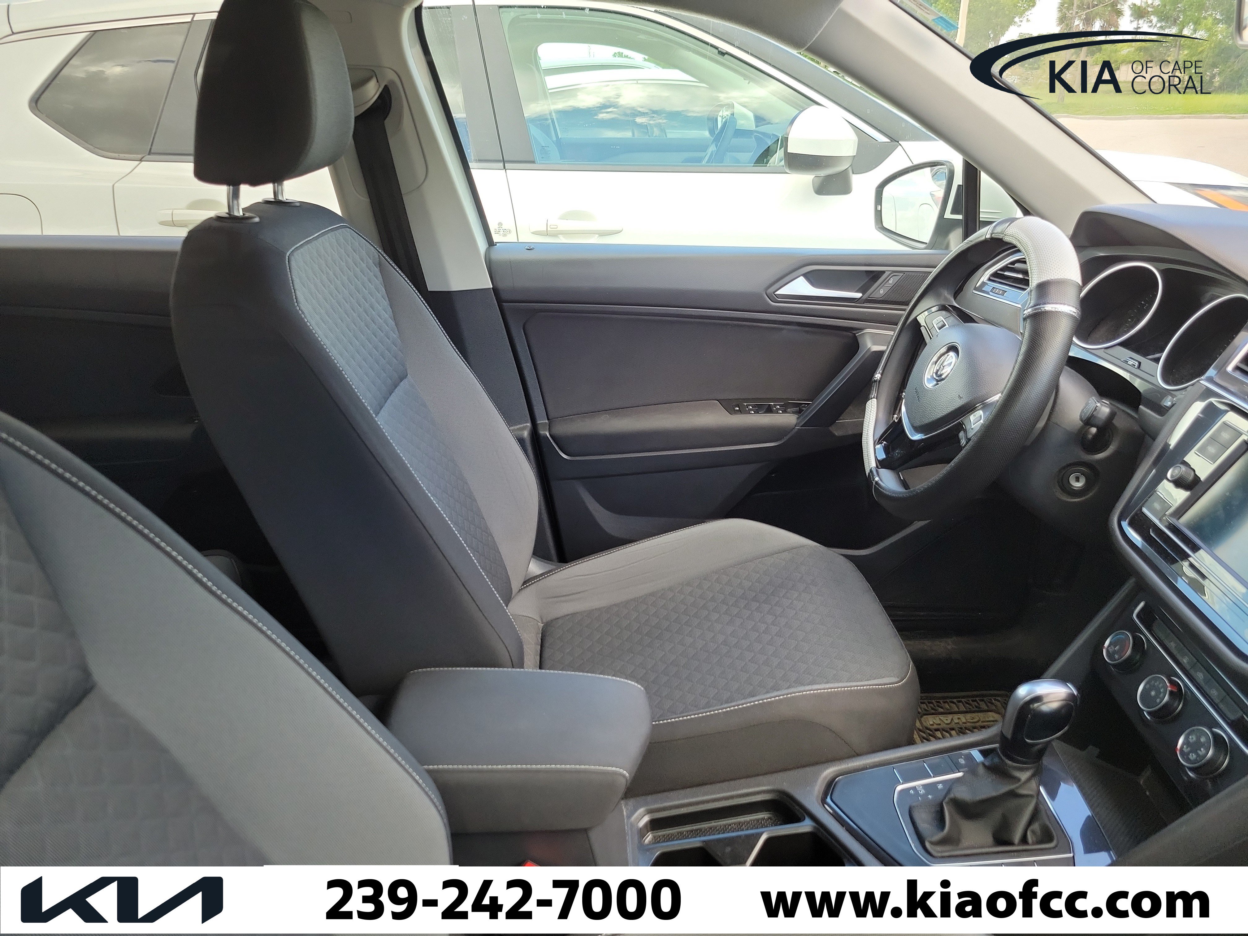 Used 2021 Volkswagen Tiguan S FWD image 9