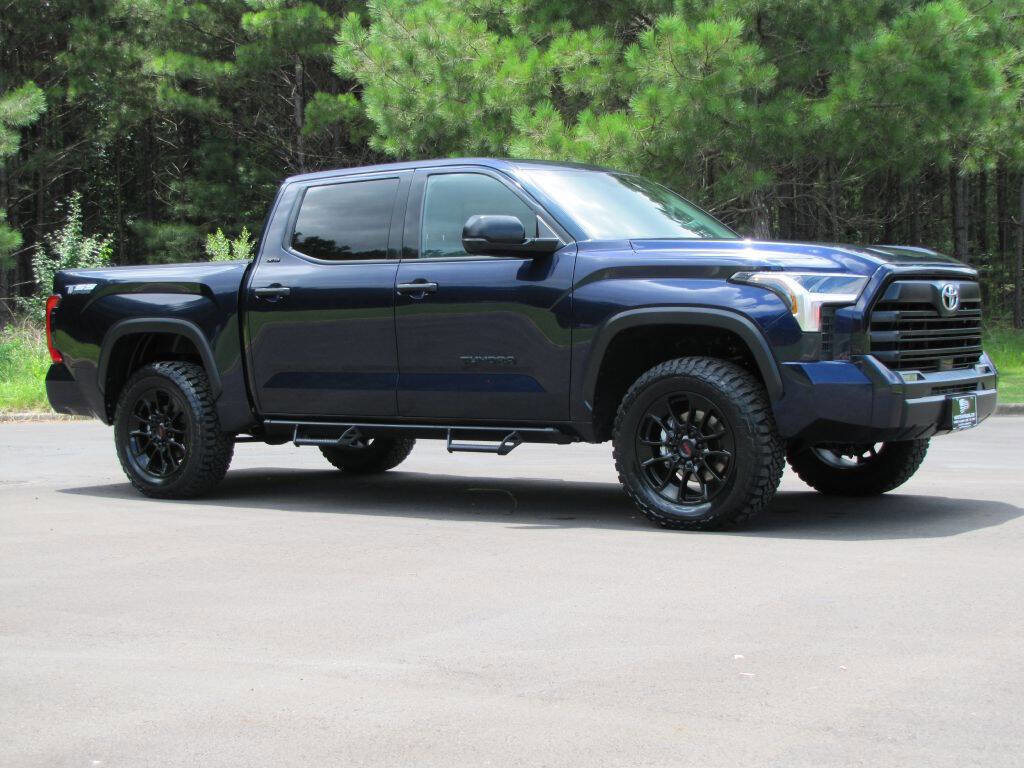 Used 2022 Toyota Tundra SR5 image 3