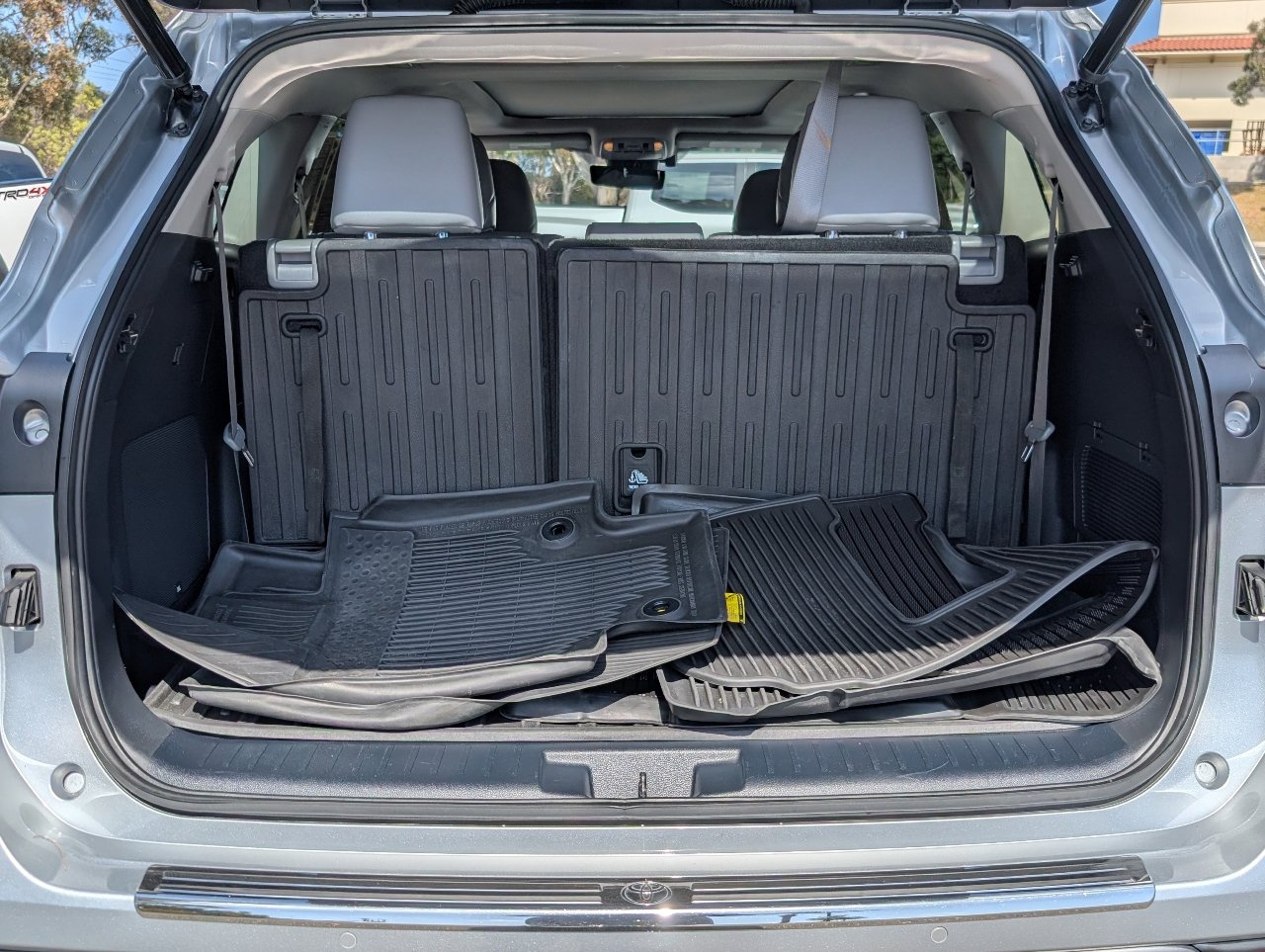 Used 2023 Toyota Highlander Platinum AWD/4WD image 10