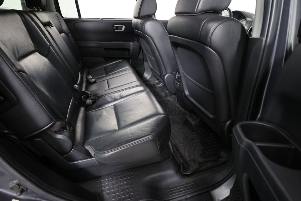 Used 2012 Honda Pilot Touring image 25