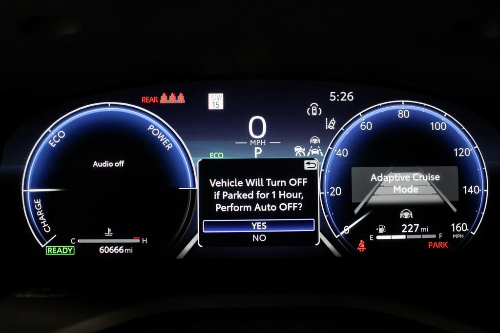 Used 2025 Toyota Camry XLE AWD/4WD image 29