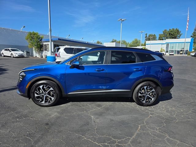 Used 2025 Kia Sportage EX w/ Premium Package FWD image 4