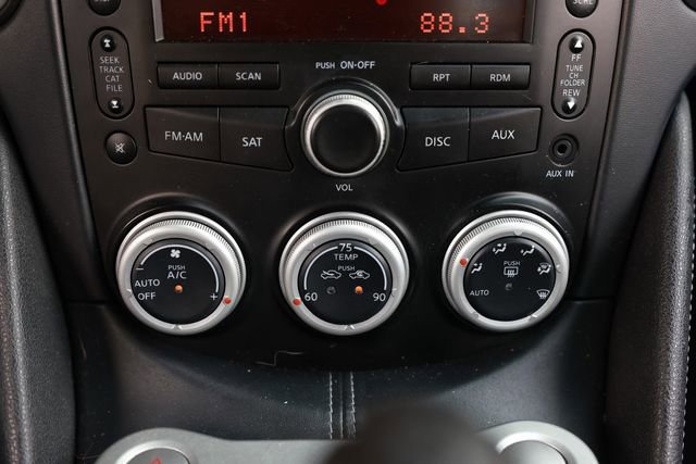 Used 2013 Nissan 370Z Touring RWD image 30