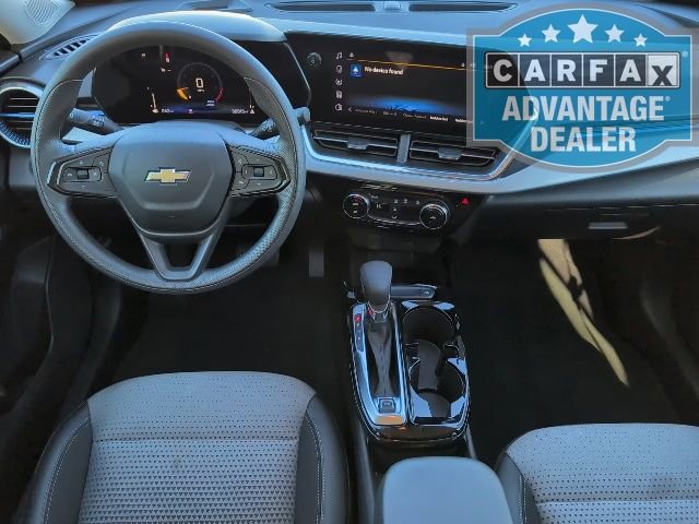 Used 2025 Chevrolet Trax LT image 4