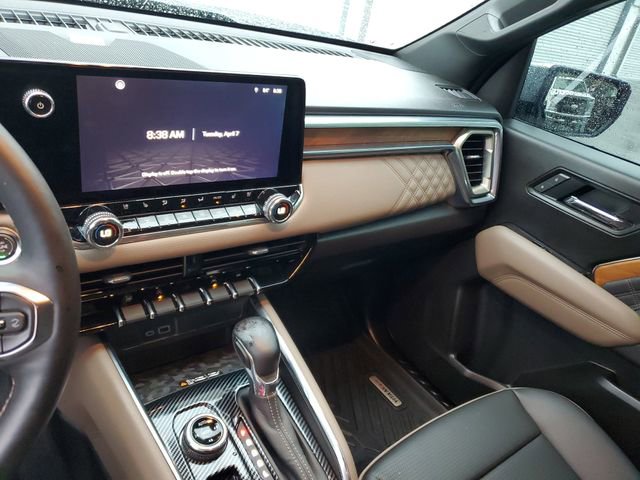 Used 2025 GMC Canyon Denali image 26