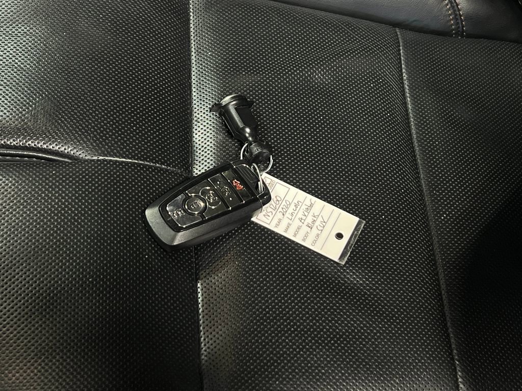 Used 2020 Lincoln Aviator Reserve w/ Equipment Group 201A AWD/4WD image 41