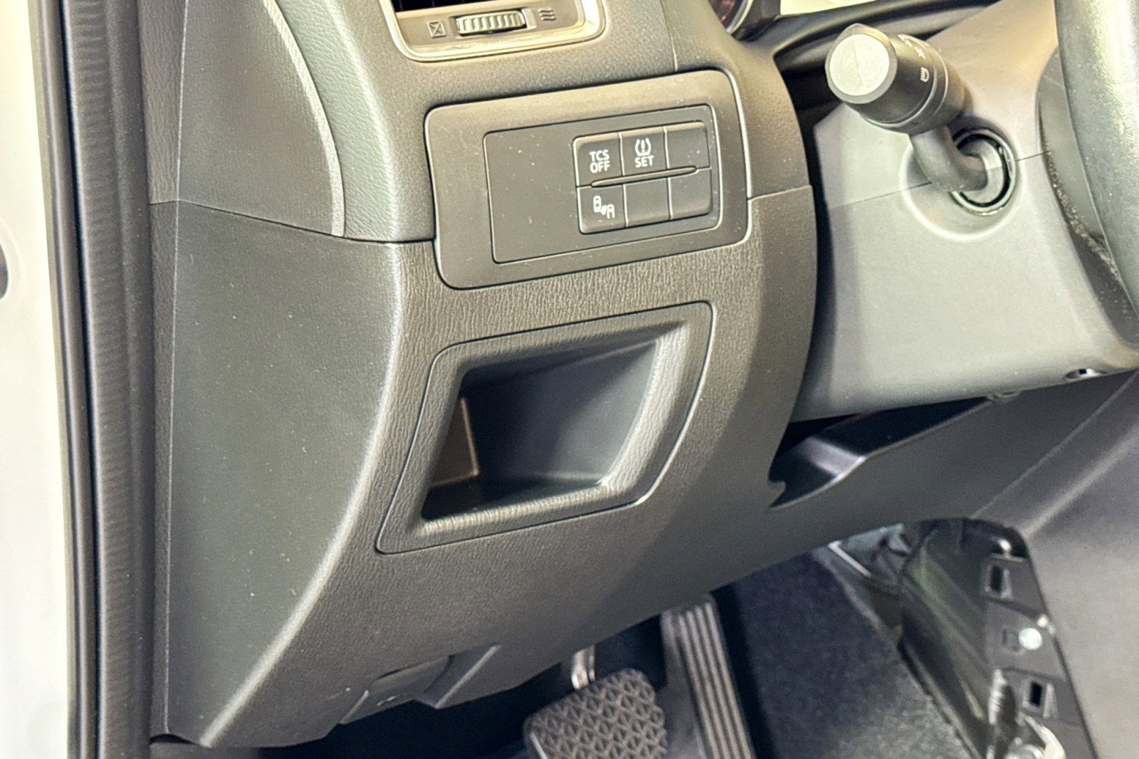 Used 2016 MAZDA CX-5 Touring image 10