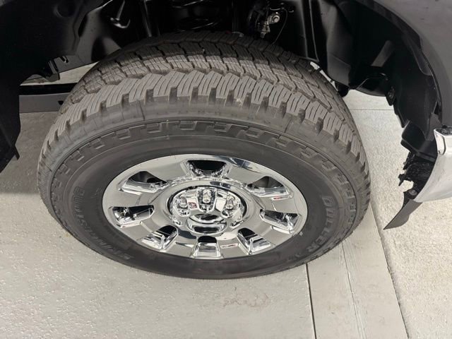 New 2026 Ford F250 4x4 Crew Cab Super Duty image 5