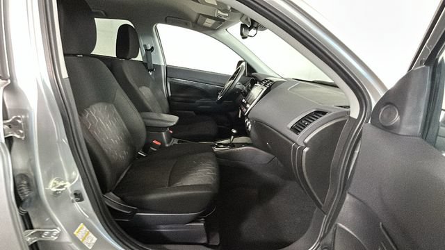 Used 2023 Mitsubishi Outlander Sport LE AWD/4WD image 29
