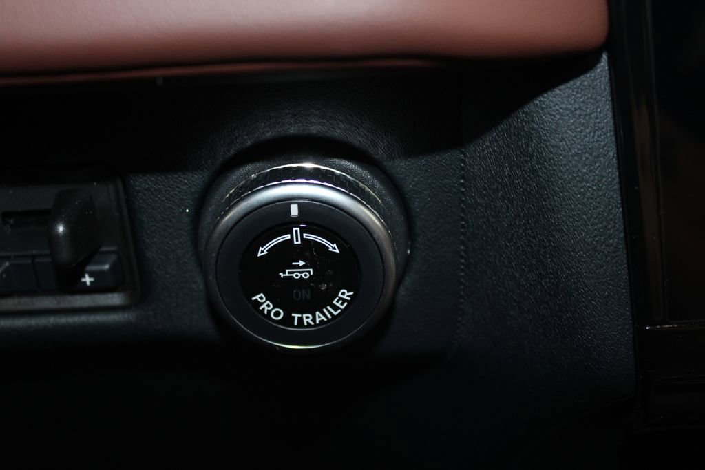 New 2026 Lincoln Navigator Reserve image 46