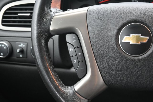 Used 2013 Chevrolet Suburban LTZ AWD/4WD image 19