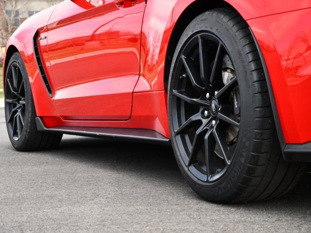 Used 2016 Ford Mustang Shelby GT350 w/ Track Package RWD image 10