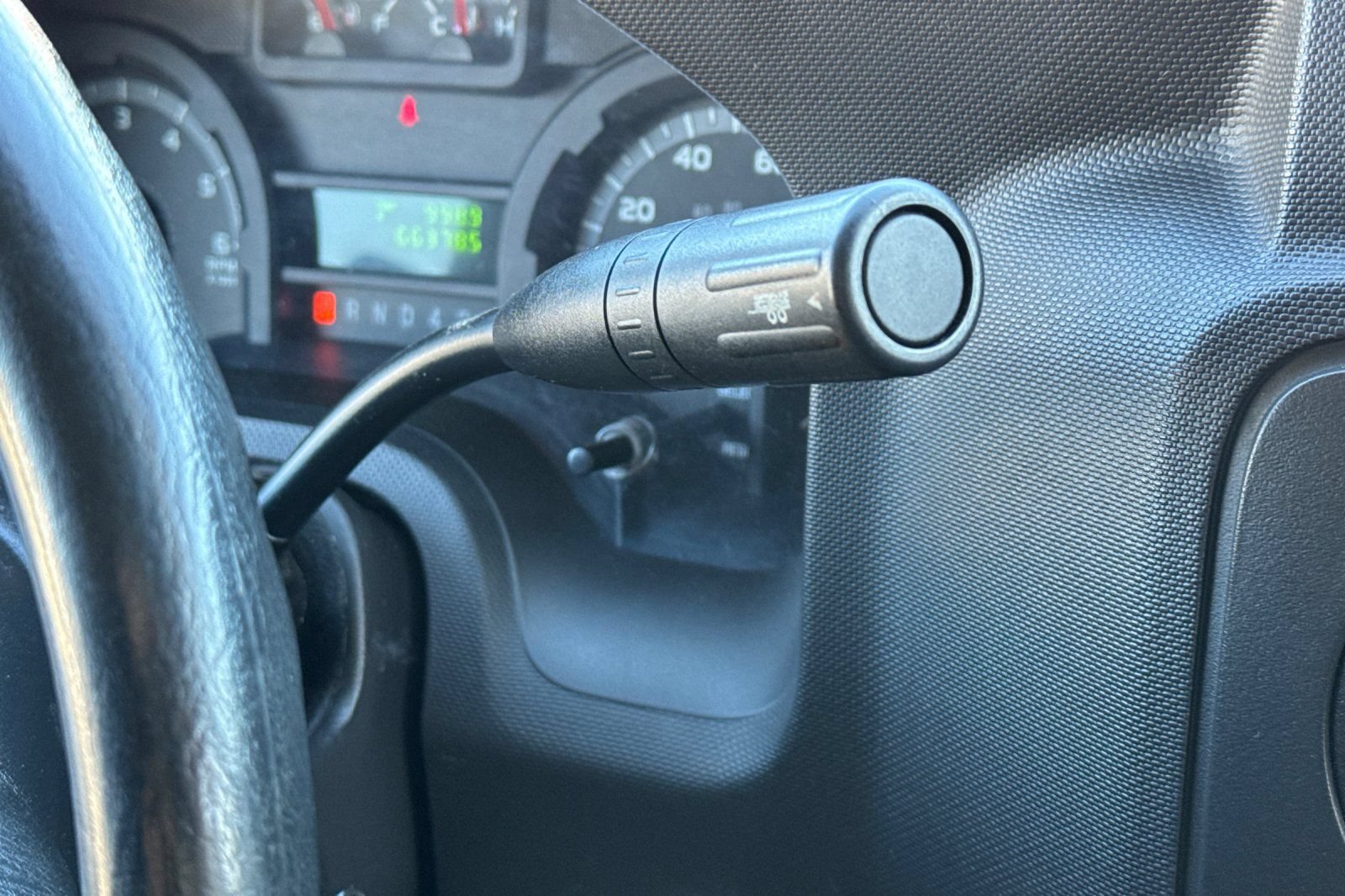 Used 2019 Ford E-450 and Econoline 450 Super Duty w/ Power Windows & Locks Group RWD image 20