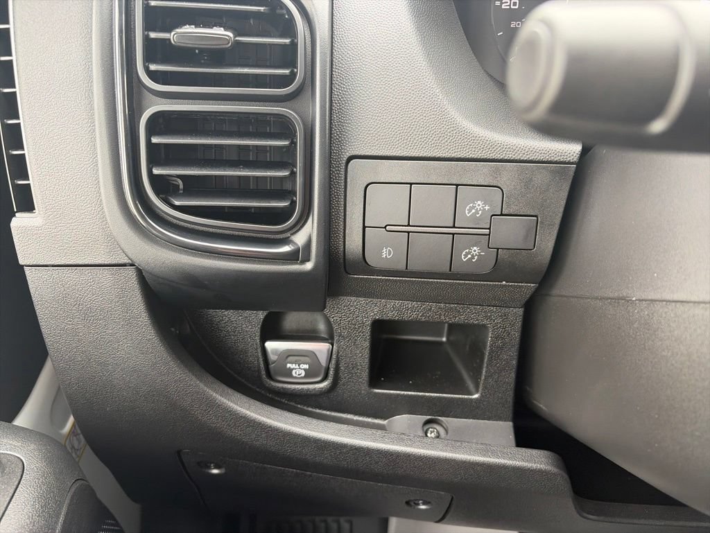 New 2026 RAM ProMaster 1500 w/ Convenience Group FWD image 34