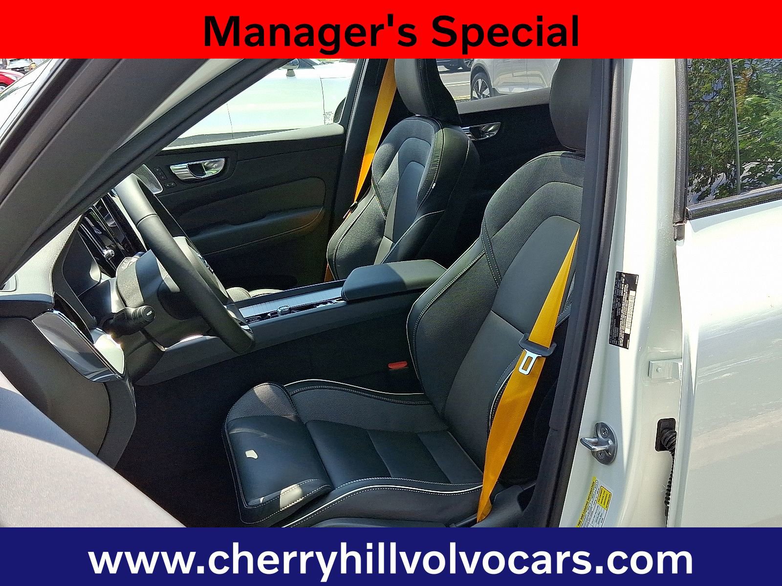 Certified 2025 Volvo XC60 T8 Polestar w/ Protection Package Premier image 14