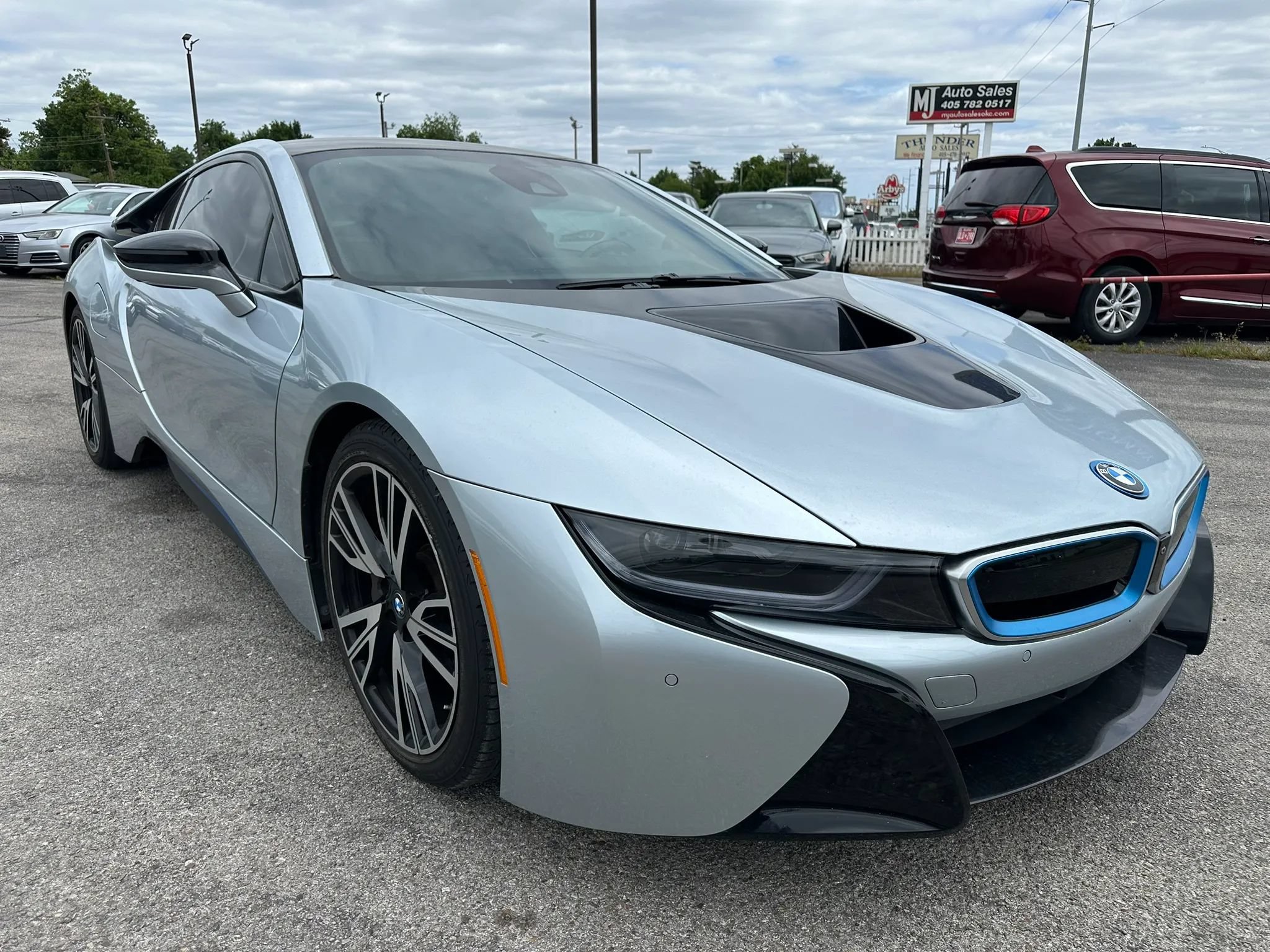 Used 2016 BMW i8 AWD/4WD image 23
