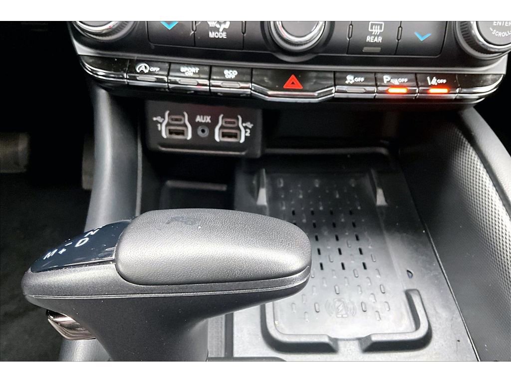 Certified 2025 Dodge Durango GT image 30