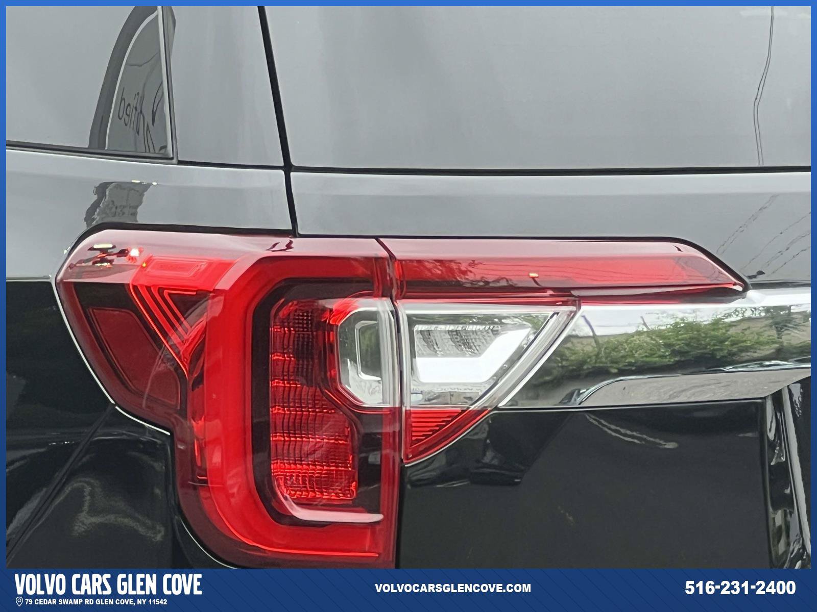 Used 2022 GMC Acadia Denali AWD/4WD image 9