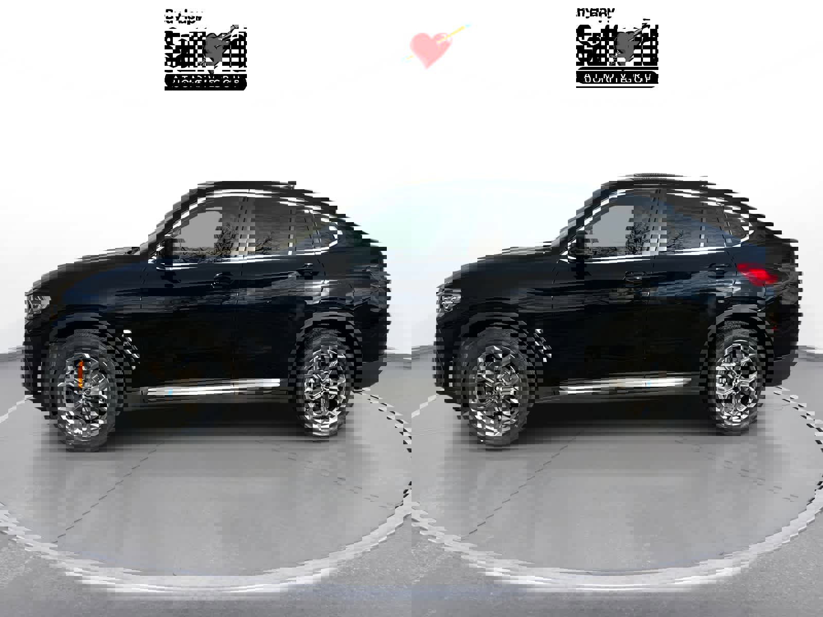 Used 2023 BMW X4 xDrive30i w/ Premium Package image 5