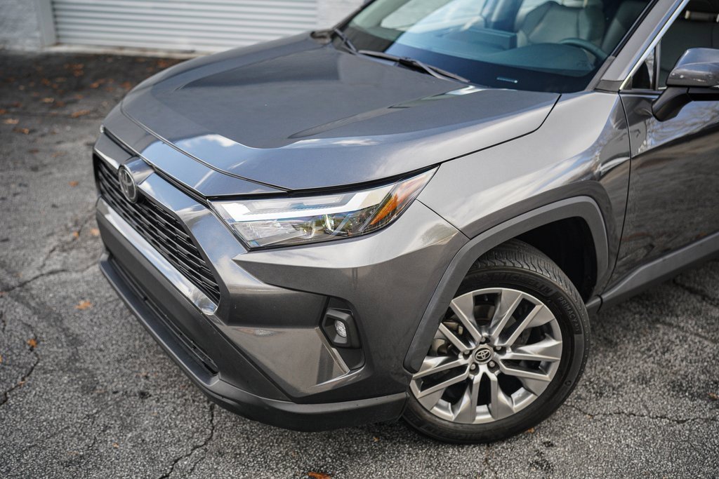Used 2023 Toyota RAV4 XLE Premium image 2
