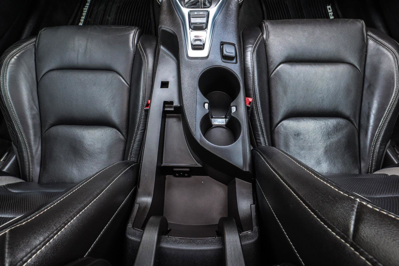 Used 2016 Chevrolet Camaro LT RWD image 29