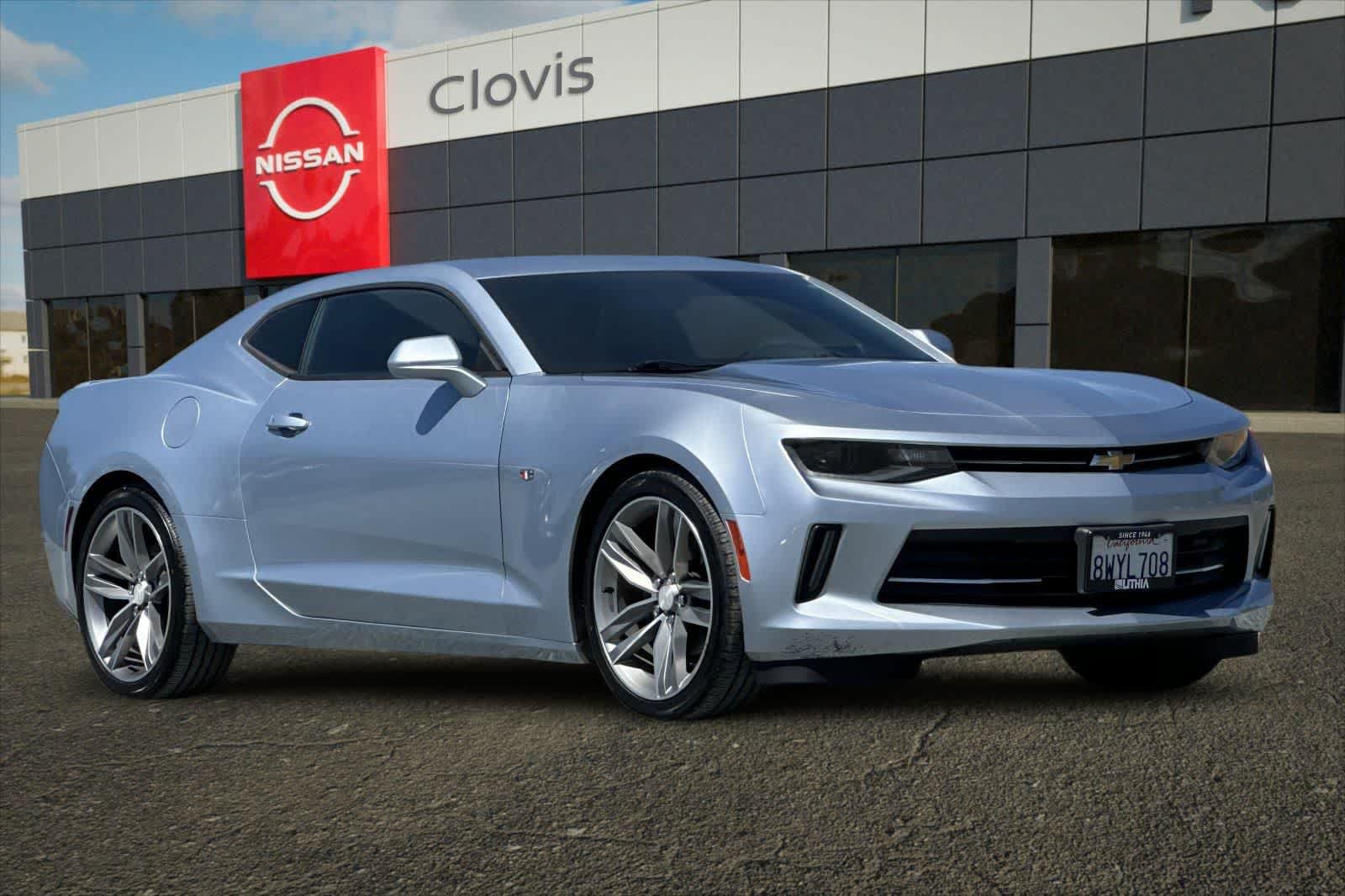 Used 2017 Chevrolet Camaro LT RWD image 10