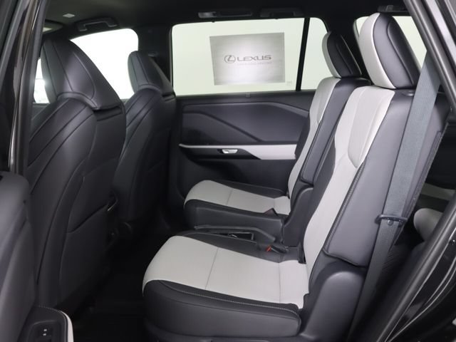 New 2026 Lexus TX 500h AWD w/ Technology Package image 15