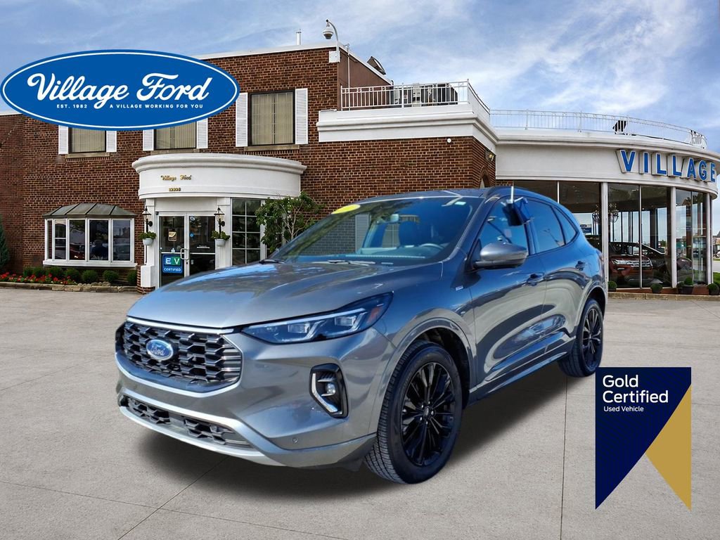 Certified 2023 Ford Escape ST-Line Elite AWD/4WD image 1