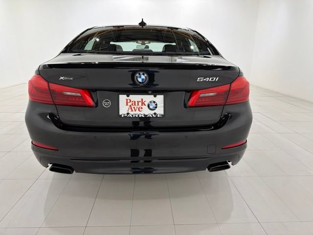 Used 2020 BMW 540i xDrive w/ Premium Package AWD/4WD image 4